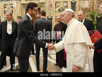 Vatican. 14th Nov, 2016. Jonas HECTOR, DFB 3 German Soccer National Team visits Pope Francis in a private audience in the Vatican City at November 14, 2016 Credit:  Peter Schatz/Alamy Live News Stock Photo