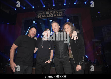 Berlin, Germany. 14th Nov, 2016. The US-American metal band Metallica with Robert Trujillo, Lars Ulrich, James Hetfield and Kirk Hammet (l-r), photographed at their performance at the ProSieben TV show Circus Halligalli in Berlin, Germany, 14 November 2016. PHOTO: JOERG CARSTENSEN/dpa/Alamy Live News Stock Photo