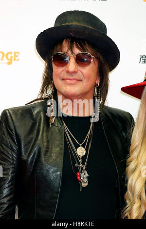 American rock guitarist Richie Sambora poses for the cameras during the red carpet for the Classic Rock Awards 2016 at the Ryougoku Kokugikan Stadium on November 11, 2016, Tokyo, Japan. Other rock icons in attendance were Joe Perry, Johnny Depp, Orianthi, Rudolf Schenker, Jeff Beck, Megadeth's Dave Mustaine and Cheap Trick. The award, which started in 2005, is held for the first time in Japan. © Rodrigo Reyes Marin/AFLO/Alamy Live News Stock Photo
