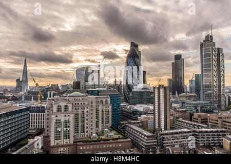 a London skyline, cityscape, high rise, skyscraper, the Gherkin, Tower 42, Heron Tower, night, dusk city, financial center