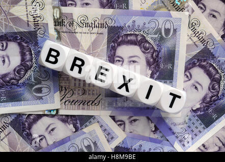 TWENTY POUND NOTES WITH WORD DICE SPELLING 'BREXIT' RE BREXIT THE EU LEAVING REFERENDUM VOTE THE EUROPEAN UNION LEAVE  GB UK Stock Photo
