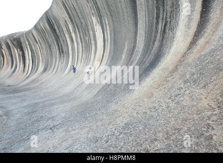 Wave Rock, 15 meters high and 110 m long granite rock formation created by erosion and weathering in the form of a wave Stock Photo