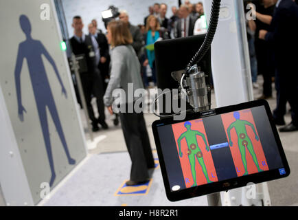 Cologne, Germany. 15th Nov, 2016. The images of a full-body scanner can be seen on a monitor in Cologne, Germany, 15 November 2016. Authorities and air travel companies have jointly presented a new system of control for flight guests and luggage at the airport Cologne/Bonn. The security process will be adjusted accordingly, revised and combined with new technology. Photo: Oliver Berg/dpa/Alamy Live News Stock Photo