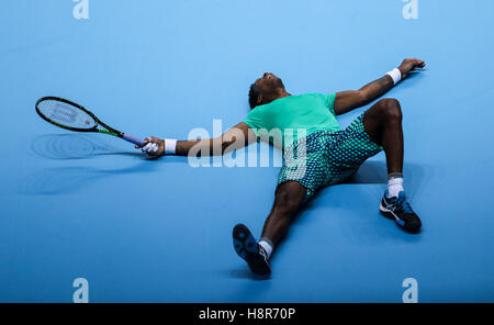 London, UK. 15th Nov, 2016. France's Gael Monfils reacts during his round robin stage men's singles match against Austria's Dominic Thiem on day three of the ATP World Tour Finals tennis tournament in London on Nov. 15, 2016. Thiem won the match 2-1. Credit:  Tang Shi/Xinhua/Alamy Live News Stock Photo