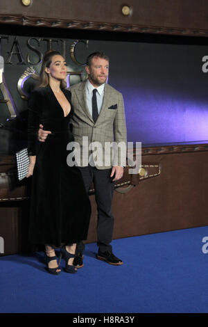 London, UK. 15th Nov, 2016. Director Guy Ritchie and his wife Jacqui Ainsley arrive to the European premiere of the film 'Fantastic Beasts and Where to Find Them' in London, UK, 15 November 2016. Photo: PHILIP DETHLEFS/dpa/Alamy Live News Stock Photo