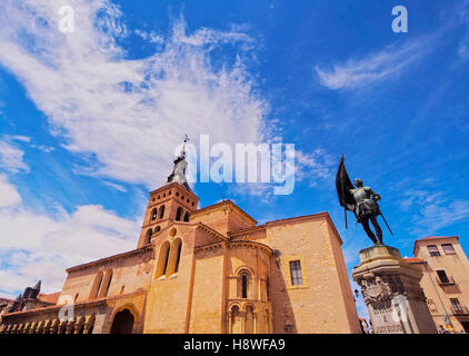 Spain, Castile and Leon, Segovia, Old Town, View of the San Martin Church on the Medina del Campo Square. Stock Photo