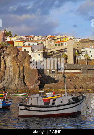 Portugal, Madeira, View of the fishermen port in the Camara de Lobos. Stock Photo