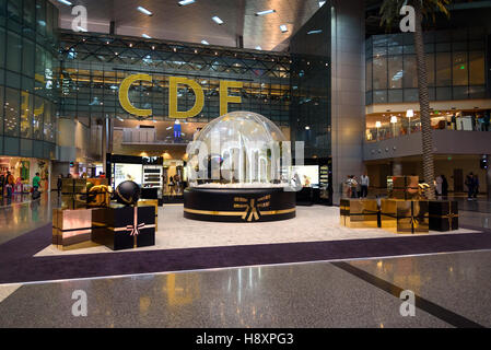 doha qatar airport duty alamy hamad international interior
