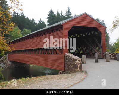 Sach's Covered Bridge in Adams County Pennsylvania, was built in 1854 and was crossed by the Union and Confederate Armies during the Gettysburg battle Stock Photo