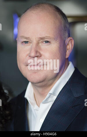 David Yates attends the European premiere of 'Fantastic Beasts And Where To Find Them' at Odeon Leicester Square on November 15, 2016 in London, England. | Verwendung weltweit Stock Photo