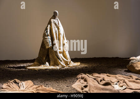 London, UK, 17th Nov 2016.  'The Earth' exhibit by Ma Ke. The Fear and Love Exhibition features installations from different designers.  The Design Museum opens its new home on Kensington High Street to the public on 24th November, 2016. Credit:  Imageplotter News and Sports/Alamy Live News
