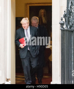 London, UK. 10th January, 2017. Boris Johnson, Foreign Secretary, leaves 10 Downing Street Credit: Ian Davidson/Alamy Live News Stock Photo