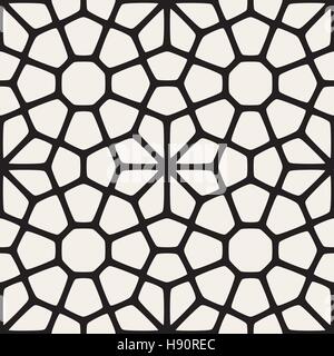 Vector Seamless Black and White Mosaic Lattice Pattern. Vector Seamless Black and White Pattern. Stock Vector