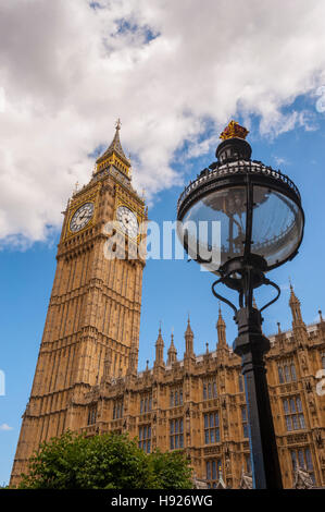 Lizabeth tower of the houses of parliament London with light in foreground Stock Photo