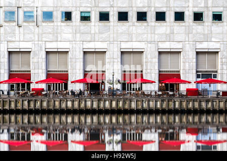 Waterfront restaurant in Canary Wharf, financial district of London Stock Photo