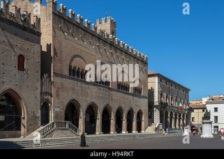 Palazzo dell'Arengo in Piazza Cavour in the city of Rimini on the Adriatic Coast, in the Emilia-Romagna region of Italy. Stock Photo