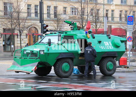 Berlin, Germany. 17th Nov, 2016. Armoured police vehicles standing in front of the Adlon hotel in Berlin, Germany, November 17, 2016. © Martin Weiser/CTK Photo/Alamy Live News Stock Photo