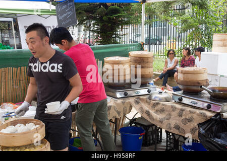 Bondi Beach, Sydney, Australia. 19th Nov, 2016. Saturday Morning Market Day held at Bondi Public School. Pictured stall selling hot pork and fish dumplings buns Credit:  model10/Alamy Live News Stock Photo