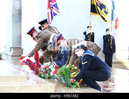 Soldiers lay wreath during a service at the Thiepval Memorial in northern France to mark the centenary of the final day of the Battle of the Somme. Stock Photo