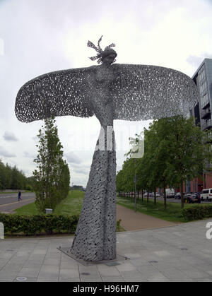 The Rise Sculpture by Andy Scott at Glasgow Harbour flats, Scotland Stock Photo