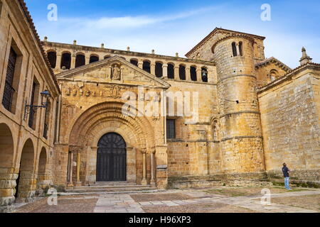 Colegiate de Santa Juliana, Santillana del Mar, Cantabria, Spain Stock Photo