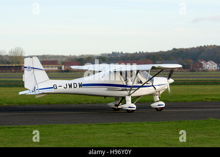 Light aircraft Comco Ikarus C42 Cyclone stands by at the airport, Hoexter  Holzminden airfield, Raeuschenberg, Hoexter, Weserbergland, North Stock  Photo - Alamy