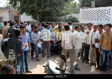 Crowds have been gathering outside banks across India Stock Photo