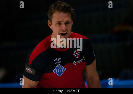 Braehead Arena, Renfrewshire, Scotland, 19 November 2016. Thomas Ulsrud of Norway is delighted at a shot in the Le Gruyère AOP European Curling Championships 2016 Credit:  Colin Edwards / Alamy Live News Stock Photo