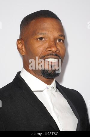 Los Angeles, CA, USA. 19th Nov, 2016. Jamie Foxx in attendance for Airbnb Open Spotlight Event, 826 S. Broadway, Los Angeles, CA November 19, 2016. Credit:  Elizabeth Goodenough/Everett Collection/Alamy Live News Stock Photo