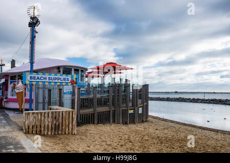 Cafe and deserted sandy beach in winter. Southend-on-sea, Essex,England Stock Photo