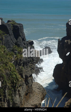 Punakaiki Pancake Rocks, Paparoa National Park, West Coast, South Island, New Zealand Stock Photo