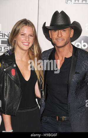 Tim McGraw, daughter Maggie Elizabeth McGraw 125 at the 2016 American