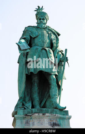 Statue of Gabriel Bethlen (de Iktar) (1580 - 1629), a Protestant uncrowned King of Hungary who led an insurrection against the House of Habsburg in Ro Stock Photo