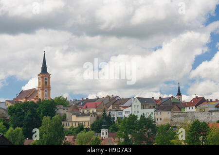 Waidhofen an der Thaya: City parish church and city walls, Waldviertel, Niederösterreich, Lower Austria, Austria Stock Photo