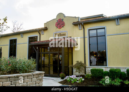 Lawrenceburg, KY, USA - October 19, 2016 : Four Roses Bourbon factory gift shop Stock Photo