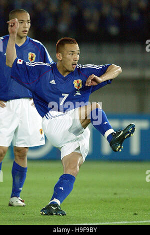 HIDETOSHI NAKATA JAPAN & PARMA INTERNATIONAL STADIUM YOKOHAMA JAPAN 09 June 2002 Stock Photo