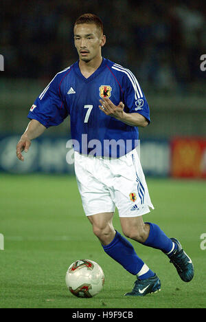 HIDETOSHI NAKATA JAPAN & PARMA INTERNATIONAL STADIUM YOKOHAMA JAPAN 09 June 2002 Stock Photo