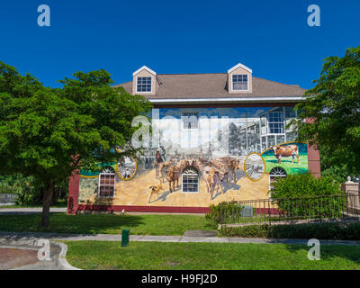 Murals painted on outdoor walls of buildings in Punta Gorda in Charlotte County Florida Stock Photo