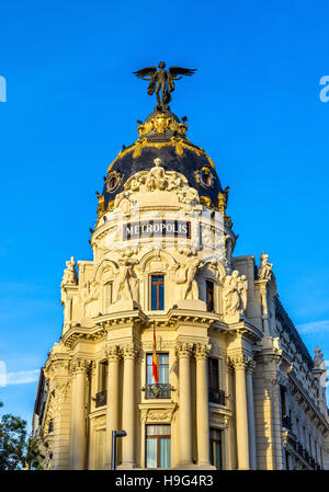 The Edificio Metropolis, a historic building in Madrid, Spain Stock Photo