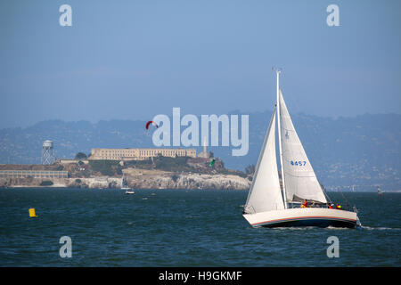 SAN FRANCISCO, USA - MAI 23, 2015: a yacht sail in front of Alcatraz prison island Stock Photo