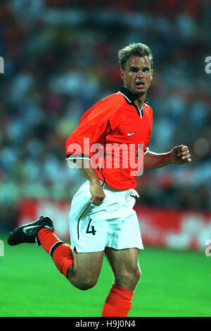 FRANK DE BOER HOLLAND & AJAX 25 June 1998 Stock Photo