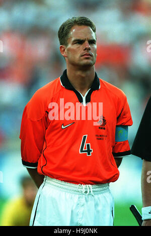 FRANK DE BOER HOLLAND & AJAX 25 June 1998 Stock Photo