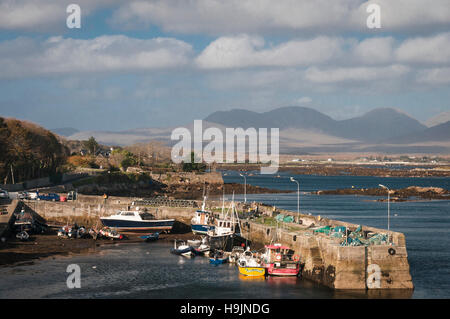 A landscape image of Roundstone harbour at low tide, County Galway, Ireland Stock Photo