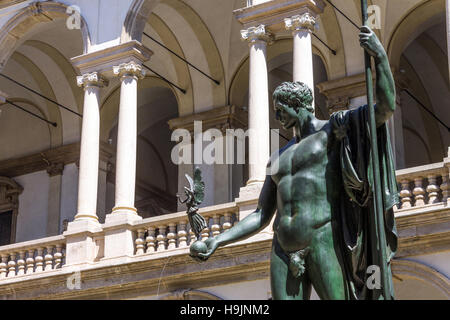 Italy, Lombardy, Milan, Brera Art Accademy, Courtyard with statue of Napoleon by Antonio Canova Stock Photo