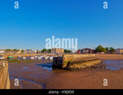 UK, Scotland, Edinburgh Area, Musselburgh, View of the Fisherrow Harbour at low tide. Stock Photo