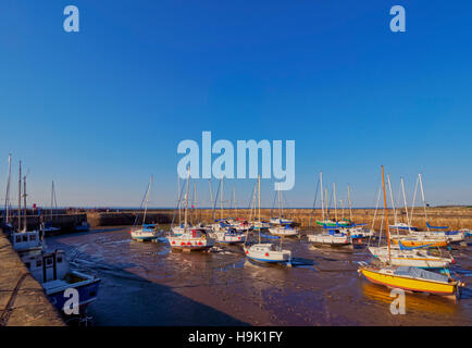 UK, Scotland, Edinburgh Area, Musselburgh, View of the Fisherrow Harbour at low tide. Stock Photo