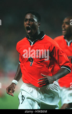 PATRICK KLUIVERT HOLLAND & AC MILAN 07 July 1998 Stock Photo