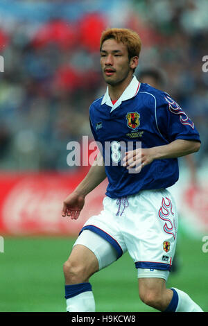 Hidetoshi nakata 1998 hi-res stock photography and images