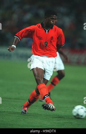 PATRICK KLUIVERT HOLLAND & AC MILAN 07 July 1998 Stock Photo