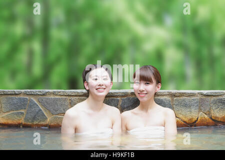 Young Japanese women bathing at traditional onsen hot spring Stock ...